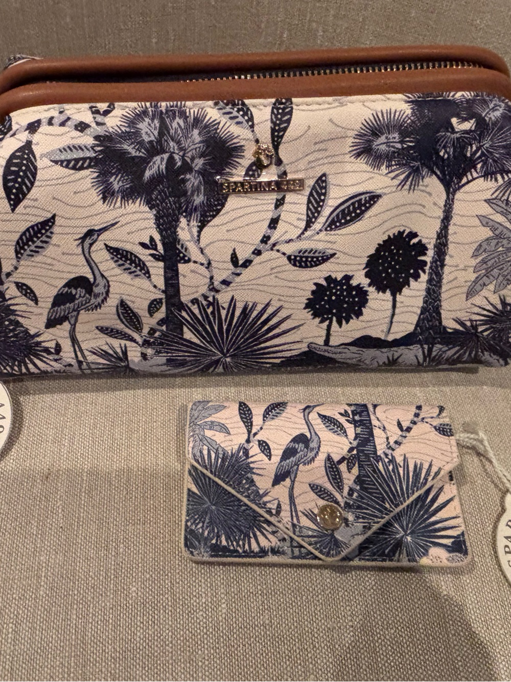 Spartina 449 “Ashley River” Cosmetic Case and cardholder set